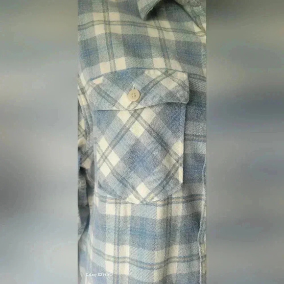 Eddie Bauer cozy pastel yellow & blue flannel shirt size medium - Picture 5 of 9